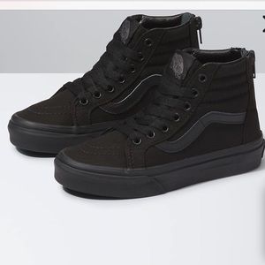 Vans “off the wall”